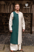 Load image into Gallery viewer, Left Side Tabard Auderic Natural
