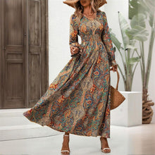 Load image into Gallery viewer, Retro Geometric Print Maxi Dress
