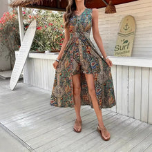 Load image into Gallery viewer, Women's Printed V-Neck Sleeveless Jumpsuit | Vacation Chic
