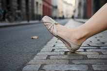 Load image into Gallery viewer, Women’s Fashion Mesh Breathable Low-Heel Versatile Sandals
