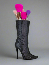 Load image into Gallery viewer, Chic High-Heel Boot Brush Holder – Stylish Organizer for Makeup Brushes or Floral Arrangements

