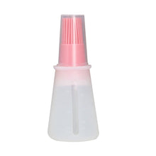 Load image into Gallery viewer, Barbecue Oil Brush Oil Dispenser with Brush High Temperature Resistant Silicone Seasoning Bottle Brush Kitchen Baking Gadgets  Barbecue Oil Brush Portable Oil Brush Temperature Resistant Silicone Oil Brush
