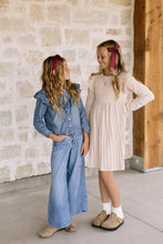 Load image into Gallery viewer, Barret Lady Hair Bow
