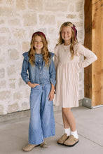 Load image into Gallery viewer, Barret Lady Hair Bow
