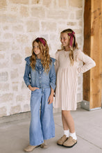 Load image into Gallery viewer, Barret Lady Hair Bow
