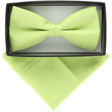 Load image into Gallery viewer, Vittorio Farina Classic Bow Tie &amp; Pocket Square
