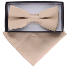 Load image into Gallery viewer, Vittorio Farina Classic Bow Tie &amp; Pocket Square
