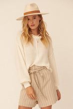 Load image into Gallery viewer, Solid Textured Knit Loose Sweater
