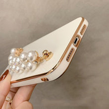 Load image into Gallery viewer, Beautiful White Pearl Chain Gold Color Plating Straight Edge Phone Case for iPhone 13 11 12 Pro Max Case for iPhone X XS MAX XR 7 8 Plus Phone Case Plating Pearl Chain Wrist Bracelet Cover
