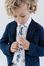Load image into Gallery viewer, Bellevue Boys Tie
