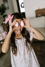 Load image into Gallery viewer, Berry - Darling Hair Bow
