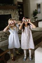 Load image into Gallery viewer, Berry - Darling Hair Bow
