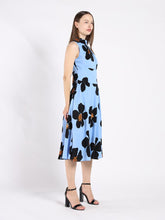 Load image into Gallery viewer, Big Flower Print Mdii  Dress With Gathered Neck
