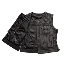 Load image into Gallery viewer, Bonnie - Women's Motorcycle Leather Vest - Diamond Quilt
