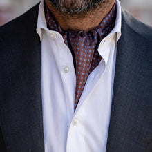 Load image into Gallery viewer, Navona - Silk Ascot Cravat Tie - Chocolate
