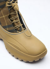 Load image into Gallery viewer, Burberry Men Check Scoot Trek Boots
