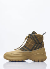 Load image into Gallery viewer, Burberry Men Check Scoot Trek Boots
