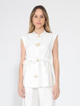 Load image into Gallery viewer, Button detail sleeveless vest
