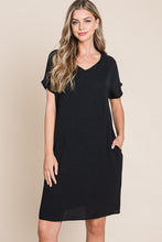 Load image into Gallery viewer, V-Neck Short Sleeve Dress with Pockets For Women – Casual, Versatile and Stylish Dress with Convenient Pockets for Everyday Wear
