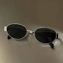 Load image into Gallery viewer, Vintage Oval Sunglasses – Light Luxury Gold &amp; Silver Frame
