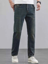 Load image into Gallery viewer, Men's Washed Straight Leg Fit Jeans
