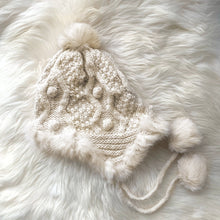 Load image into Gallery viewer, Women’s Fashion Winter Wool Hat – Warm Classic Cold-Weather Beanie
