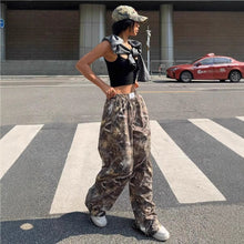Load image into Gallery viewer, Women's Y2K Camouflage Cargo Pants
