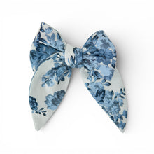 Load image into Gallery viewer, Cape Cod Floral - Darling Hair Bow
