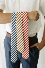 Load image into Gallery viewer, Captain Stripe Men's Tie
