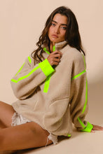 Load image into Gallery viewer, BiBi Contrast Edge Half Zip Up Sherpa Jacket
