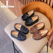Load image into Gallery viewer, Chic Toddler Leather Kicks
