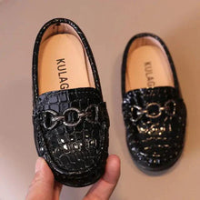 Load image into Gallery viewer, Chic Toddler Leather Kicks
