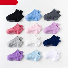 Load image into Gallery viewer, Children Cotton  6 Pairs/Set Anti-slip Socks For Boys Girl Rubber Kid Floor Sock With Grips For 0 To 6 Years Kids
