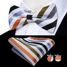 Load image into Gallery viewer, Classic Green Bow Ties Men Silk Butterfly Tie  With Pocket Square And Cufflinks Set For Men Elegant Design Wedding Party Bowties Solid Color Gentleman Bow Tie And Pocket Square Cufflink Set
