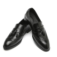 Load image into Gallery viewer, Classic Leather Tassel Loafers
