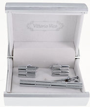Load image into Gallery viewer, Vittorio Vico Plain Gold Cufflinks &amp; Tie Bar Set
