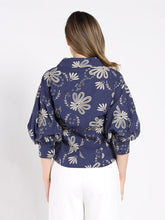 Load image into Gallery viewer, Collared Puff Sleeve Patterned Shirt
