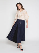 Load image into Gallery viewer, Collared Puff Sleeve Patterned Shirt
