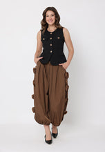 Load image into Gallery viewer, Crew Neck Front Pockets Vest
