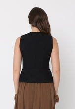 Load image into Gallery viewer, Crew Neck Front Pockets Vest
