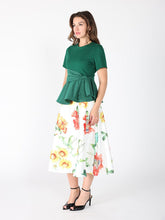 Load image into Gallery viewer, Crew Neck Oversized Bow Top
