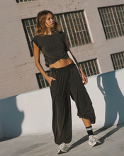 Load image into Gallery viewer, Spring Crossover Set
