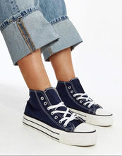 Load image into Gallery viewer, Solea Navy high-top sneakers
