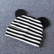 Load image into Gallery viewer, Cute Baby 0-12M Hat With Ears Casual Style Kids Autumn Winter Hat Classic  Boys And Girls Beanie
