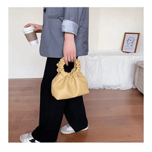 Load image into Gallery viewer, Cute Small Women's Leather Clutches Vintage Style Shoulder Messenger Bags , Handbag And Purses For Women
