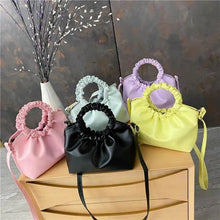Load image into Gallery viewer, Cute Small Women's Leather Clutches Vintage Style Shoulder Messenger Bags , Handbag And Purses For Women
