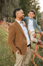 Load image into Gallery viewer, Cypress Meadow  - Men's Pre-tied Bow Tie
