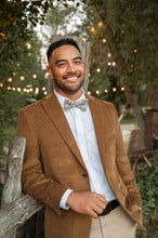 Load image into Gallery viewer, Cypress Meadow  - Men's Pre-tied Bow Tie
