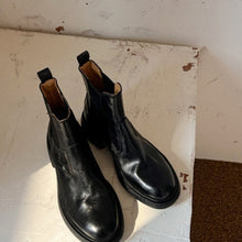 Load image into Gallery viewer, Women’s British-Style Chunky Heel Ankle Boots – Dr. Style Leather Booties for Fall &amp; Winter
