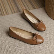 Load image into Gallery viewer, Women's Classic Egg-Roll Edge Slip-On Flats – Chanel-Inspired Round Toe Pumps
